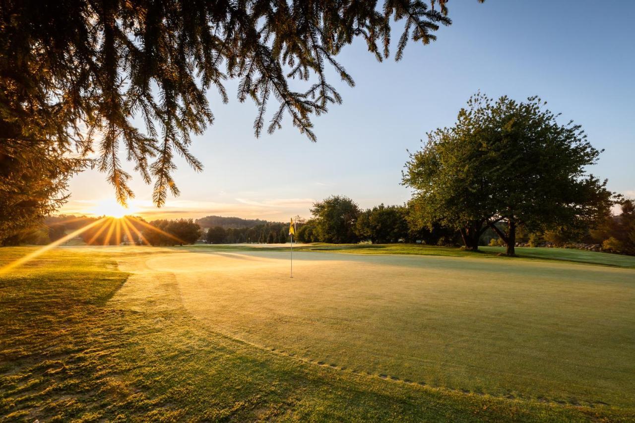 Golf Certovo Bremeno Hotel Jistebnice Екстериор снимка