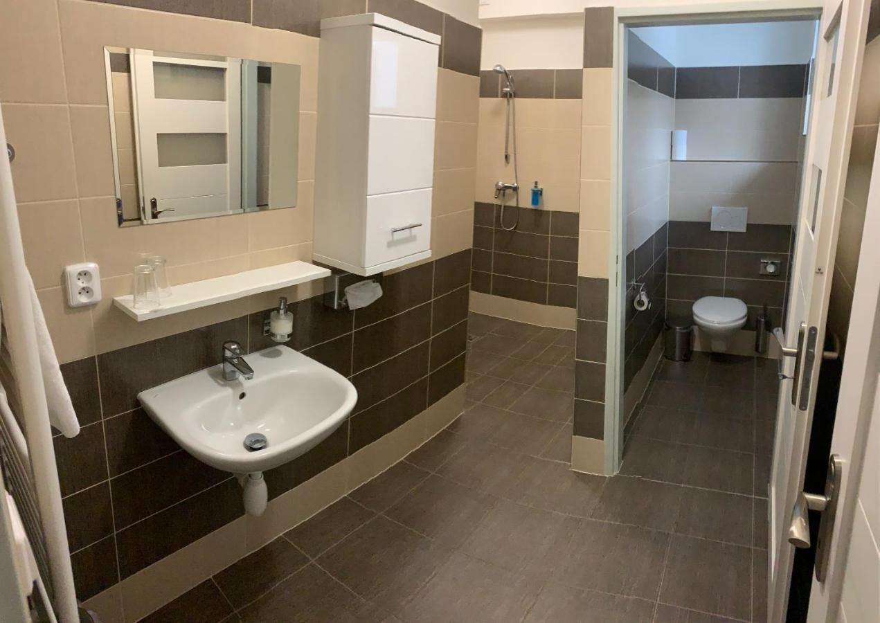 Golf Certovo Bremeno Hotel Jistebnice Екстериор снимка